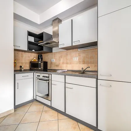 Lägenhet Weiner With Balcony Budapest