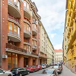 Weiner With Balcony 布达佩斯